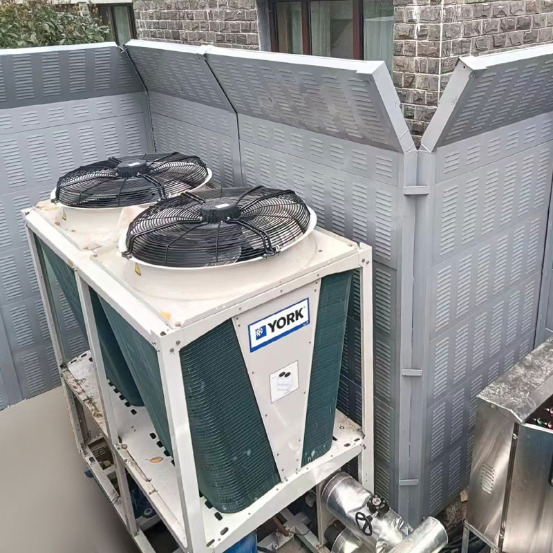 Geluidsbarrière van een elektriciteitscentrale